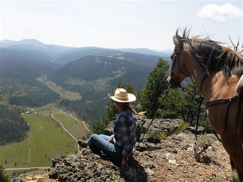 Horseback Riding Montana at Elkhorn Ranch Near Yellowstone