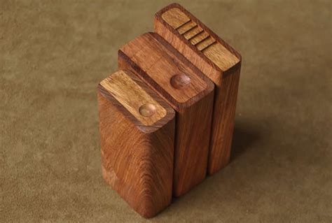 Wooden Cigarette Case - FeelGift