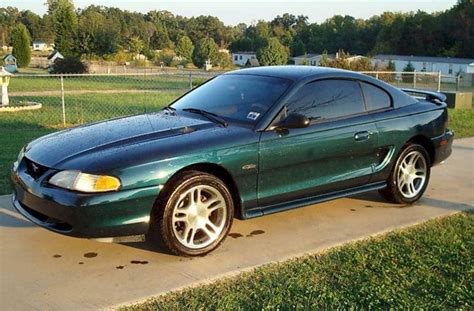 Deep Forest Green 1996 Ford Mustang