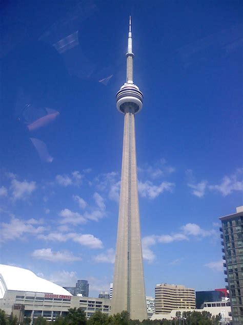 File:CN Tower.jpg - Wikipedia