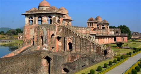 Jahaz Mahal, Mandu – Allan's Art & Architecture Worlds