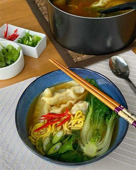 Dumpling Noodle Soup - VJ Cooks