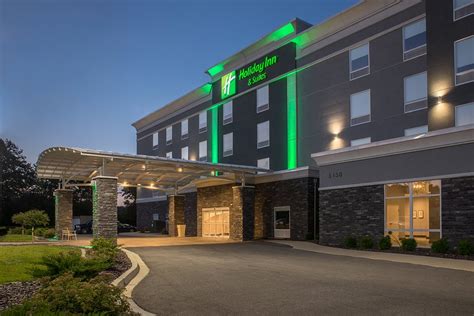 HOLIDAY INN HOTEL & SUITES DECATUR $113 ($̶1̶4̶6̶) - Updated 2021 Prices & Reviews - IL ...