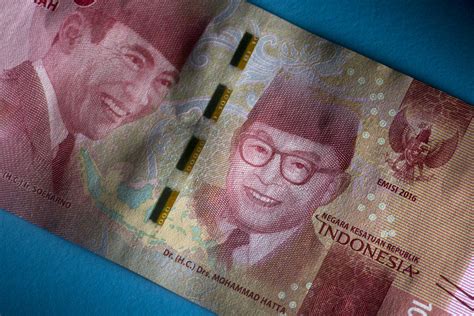 Indonesian Rupiah Hits Weakest Since 2018: Currencies News - Bloomberg