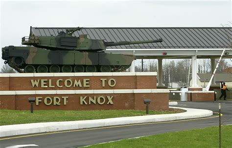 UPDATE: One Civilian Dead In Fort Knox Shooting | IBTimes