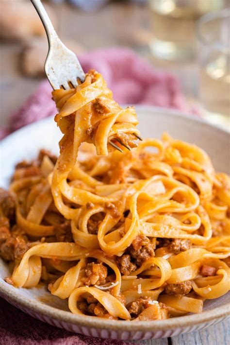 Authentic Bolognese Sauce or Ragu alla Bolognese is one of the most ...