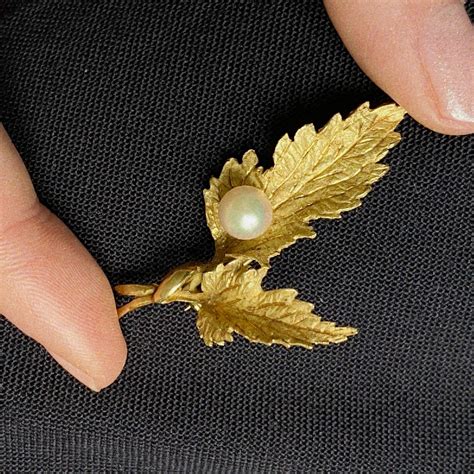 Broche Vintage Feuilles Perle - Diamantiques