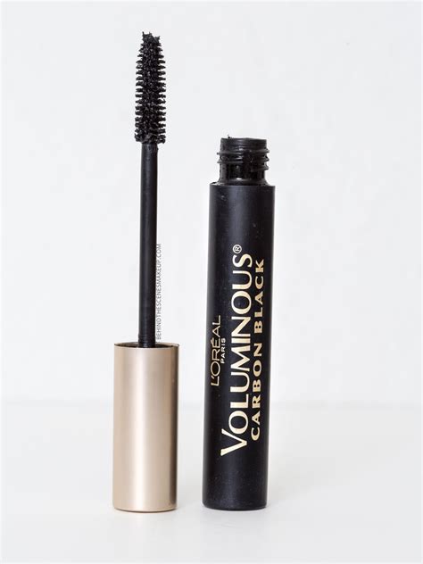 L'Oreal Voluminous Mascara Review // The Drugstore Mascara Pros Love