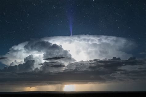 Blue Jet Lightning Sighted Over Texas | Spaceweather.com