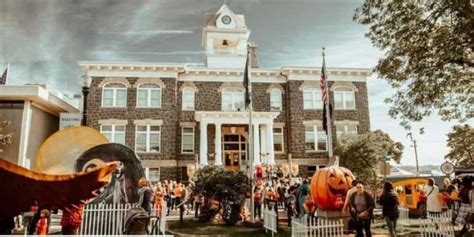 Halloweentown Filming Locations: Where Was the Fantasy Movie Filmed ...