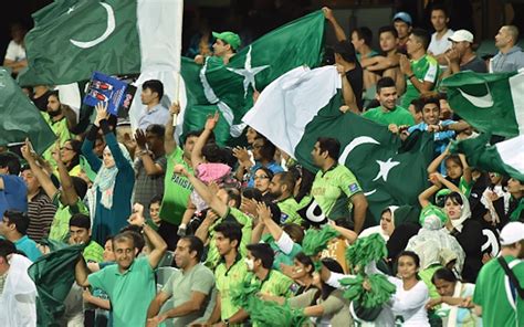 (Image) Cricket World Cup: Bangladesh fans burn effigies of umpires ...