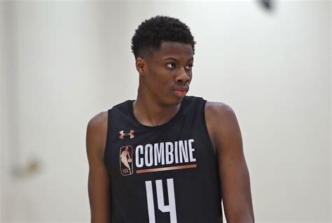 Report: Kosta Antetokounmpo Stays in NBA Draft, Cancels All Workoutss