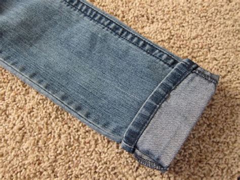 Ne payez plus pour faire un ourlet à un jeans trop long, cette technique va vous soulager ...