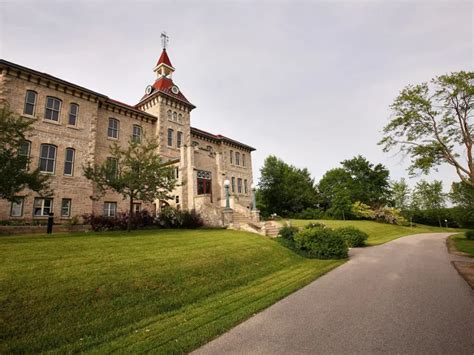 Wellington County Museum and Archives (Fergus) - Visitor Information & Reviews