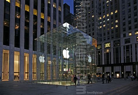 Photography - Apple Store at Night - NYC - Howard Digital Photographer