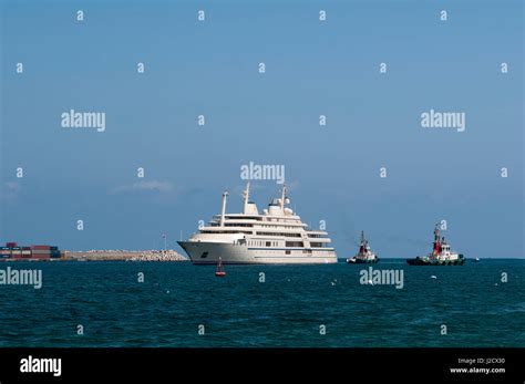 Muttrah district, Muscat, Oman Stock Photo - Alamy