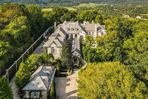 Alan Jackson Sells Jaw-Dropping Hilltop Estate for $19 Million