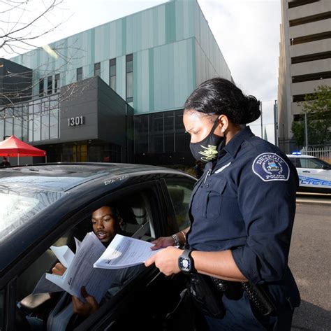 Detroit Police Department hosts drive-thru job fair