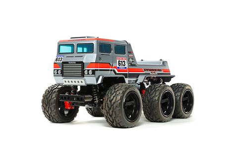 The Tamiya Dynahead 6x6 R/C Truck - The Perfect Vehicle For 2020