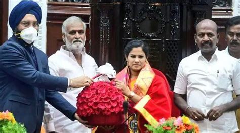 28-year-old R Priya takes oath as Chennai’s youngest Mayor ...