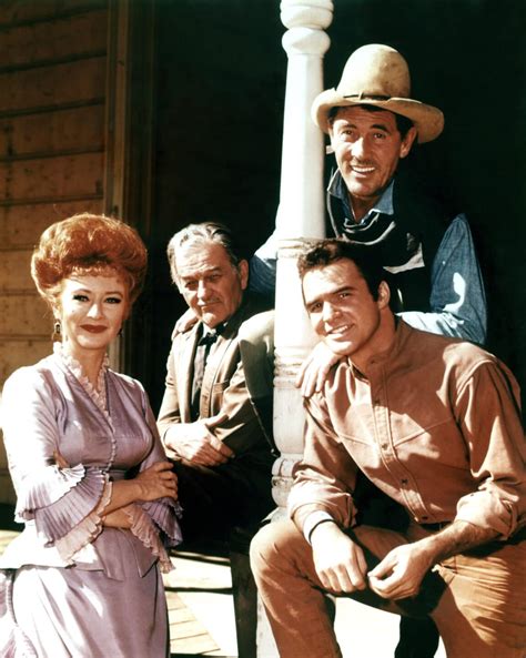 Burt Reynolds Remembers His Days on TV Western 'Gunsmoke'