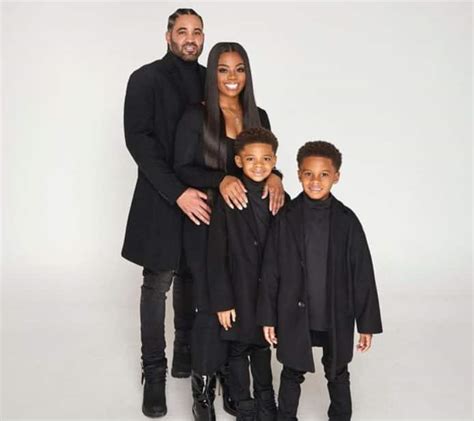 African American Family Portrait Ideas