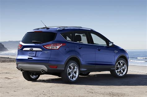 Compact SUV: Ford Escape – A Girls Guide to Cars