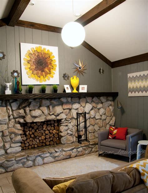 20 Ideas to DIY Your Own Fireplace Screen