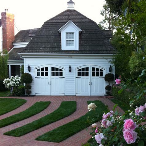 Garage Door Landscaping Ideas | HGTV