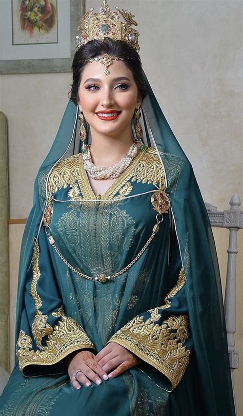 Morrocan Wedding Dress, Moroccan Bride, Moroccan Caftan, Abaya Fashion ...