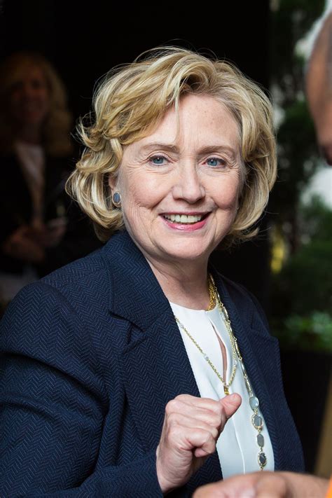 2016: Hillary Clinton Group Correct the Record Emphasizes Women | TIME