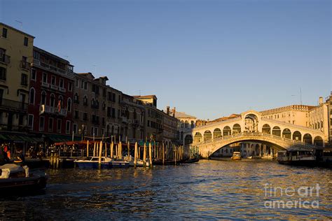 The Ponte di Rialto Photograph by Jason O Watson - Pixels