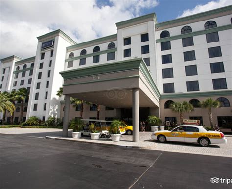 Buena Vista Suites (Orlando, FL): What to Know BEFORE You Bring Your Family