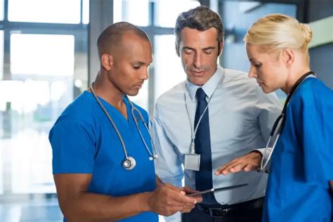 Tips for Healthcare Professionals to Enhance Their Knowledge | Healthtian