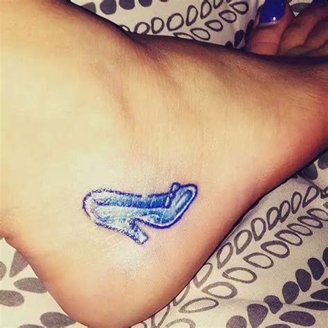 Cinderella glass shoe :O | Disney inspired tattoos, Disney tattoos, Trendy tattoos