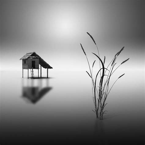 Minimalist Long Exposure Black and White Photography – Fubiz Media