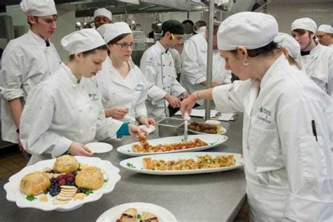 7 Best Culinary Schools in Michigan