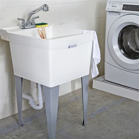 Mustee 20-in x 24-in 1-Basin White Freestanding Utility Tub with Drain ...