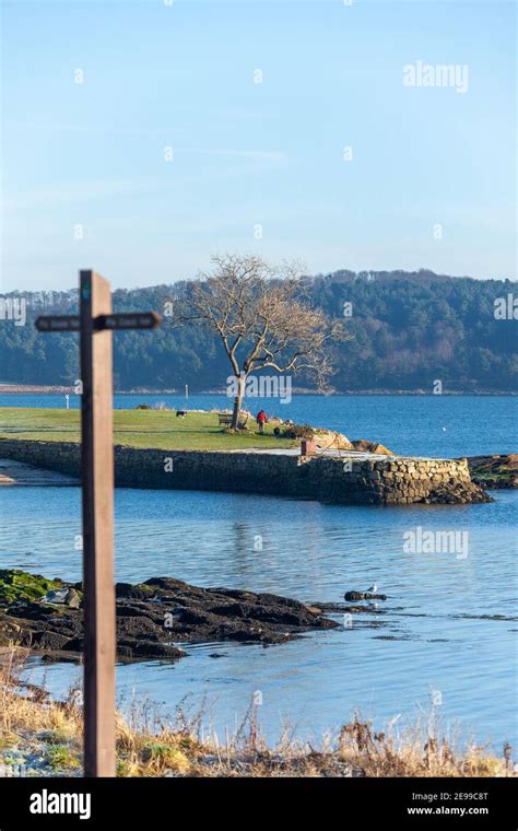 The Fife Coastal Path at Dalgety Bay, Fife, Scotland Stock Photo - Alamy