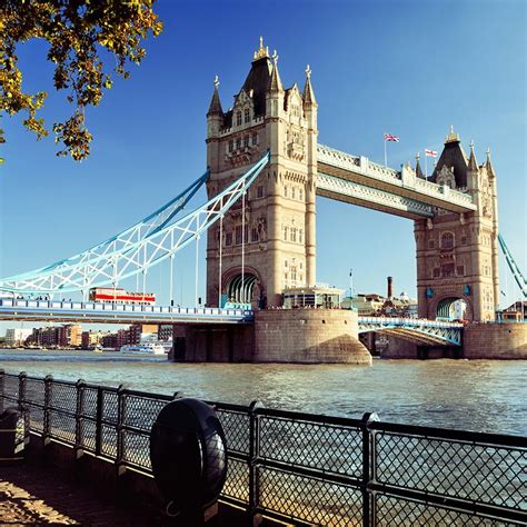 London Bridge vs Tower Bridge Comparison - The London Pass