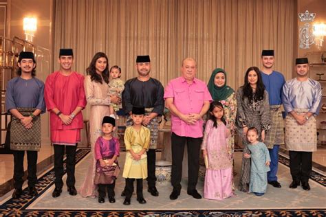 EID AL-FITR BREAKFAST WITH MEMBERS OF THE JOHOR ROYAL FAMILY - HRH Crown Prince of Johor