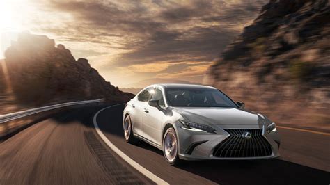 Lexus ES / Discover the Global World of Lexus