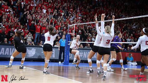 NCAA volleyball Final Four preview: Minnesota, Nebraska eye national title - Big Ten Network