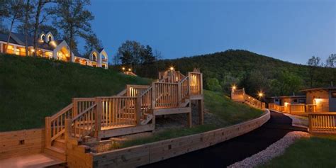 Iris Inn & Cabins Weddings | Get Prices for Wedding Venues in VA