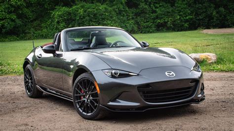 2018 Mazda MX-5 Miata Club: A pure and simple sports car - CNET