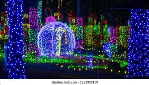 The Oregon Garden Christmas: Over 398 Royalty-Free Licensable Stock ...