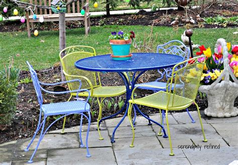 Serendipity Refined Blog: Wicker and Wrought Iron Patio Furniture Makeover