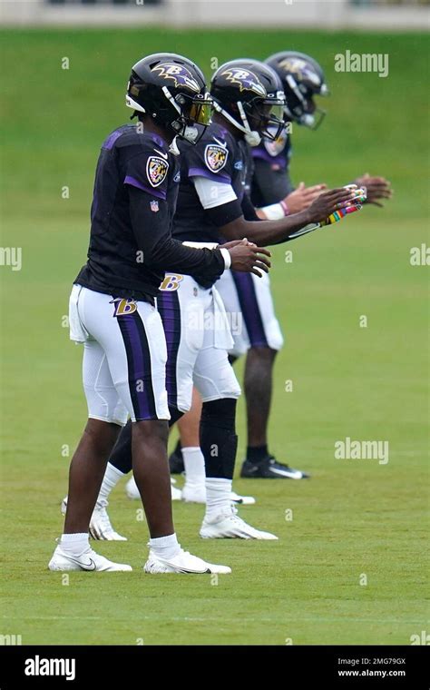 Baltimore Ravens quarterbacks, from left, Lamar Jackson, Robert Griffin ...