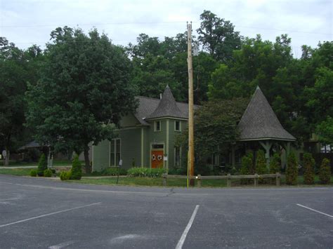 Just Keep Pedaling: Katy Trail -- Rocheport, MO