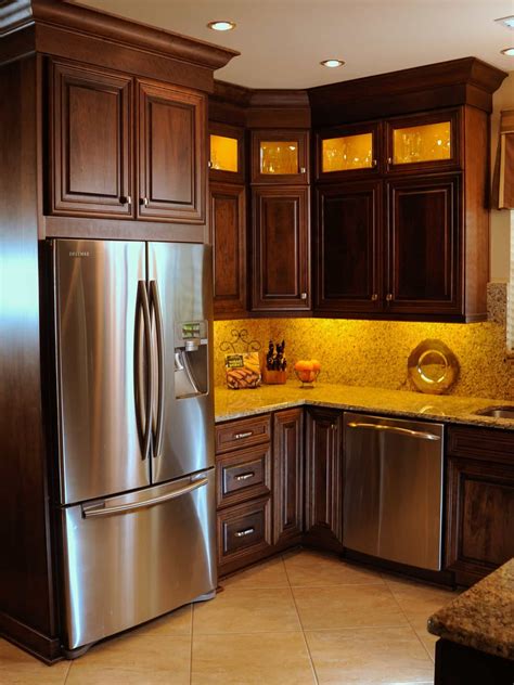 Explore Gallery of Functional Kitchen Cabinets Design and Layout (Showing 5 of 26 Photos)